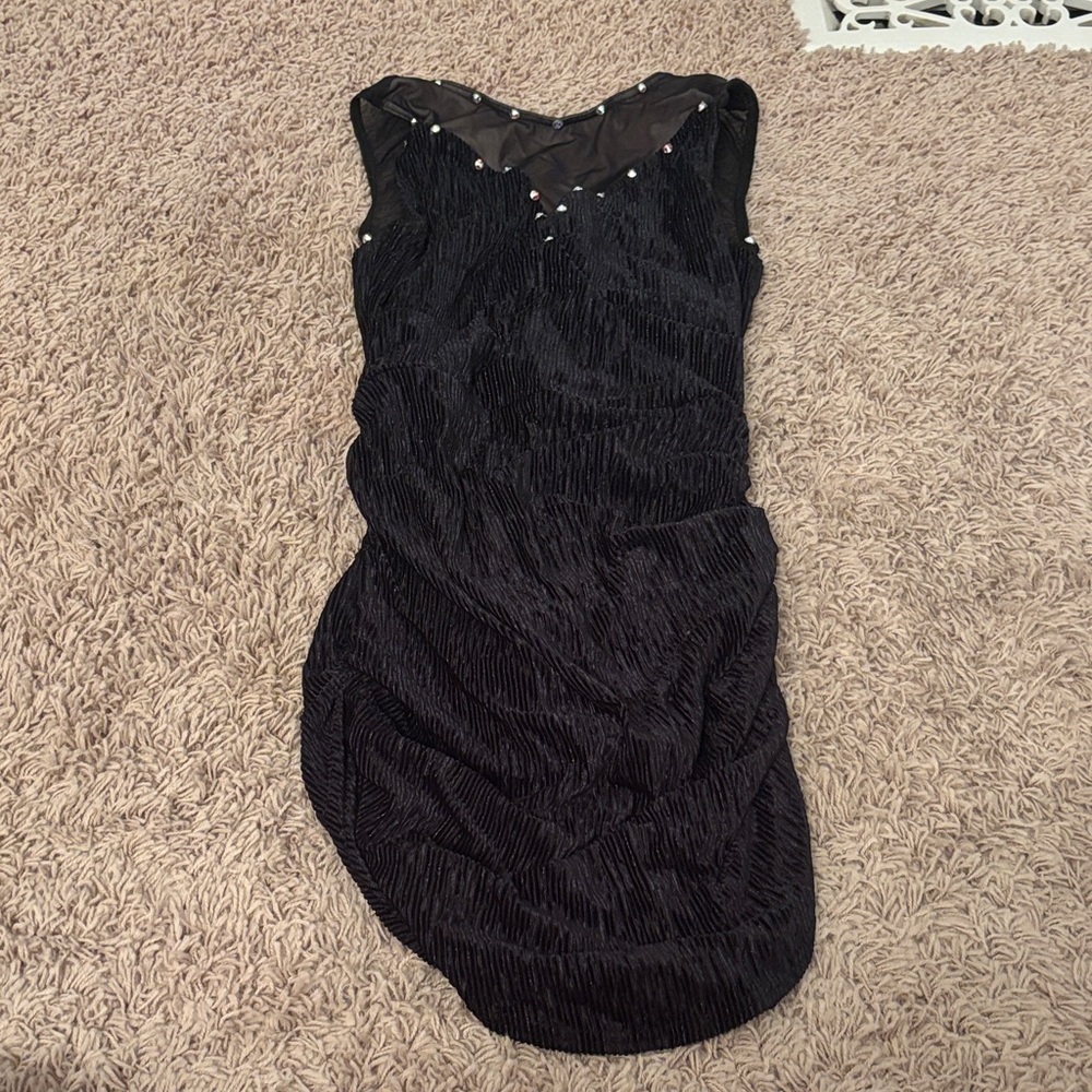 Elegant Black Sleeveless Dress